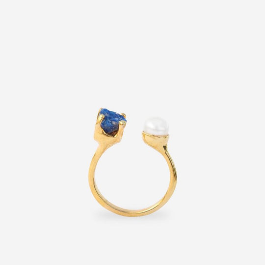 Goddesses Tears ring – Pearl and Lapis lazuli